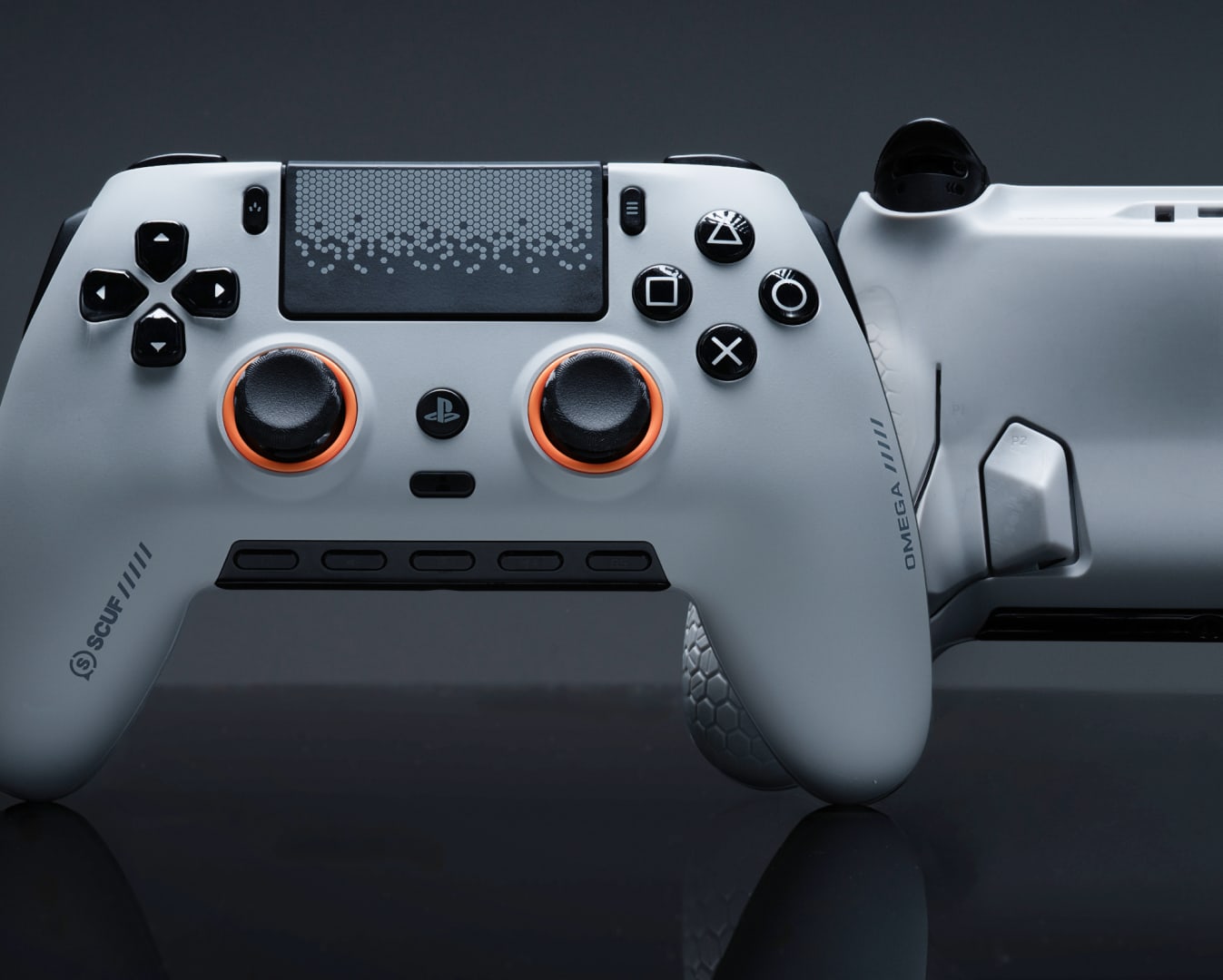 SCUF Omega Light Gray